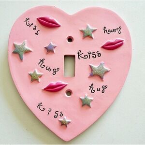 Borders Unlimited Hugs And Kisses Light Switch Cover.